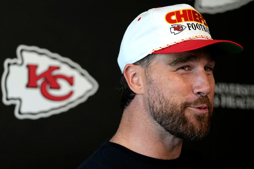Travis Kelce Confesses He Struggled Reading Scripts While Hosting ‘SNL’