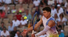 Wimbledon 2025: Ben Shelton Frustrated as Match Against Hijikata Halted