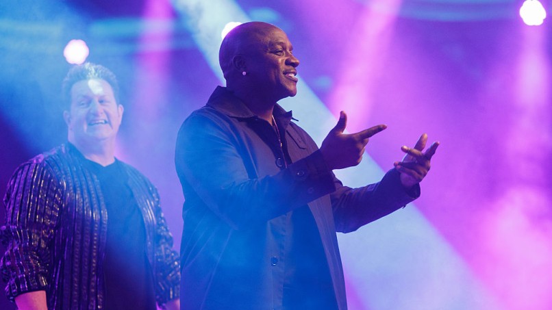 Akon Challenges Fellow Celebrities to a Boxing Match, But There's