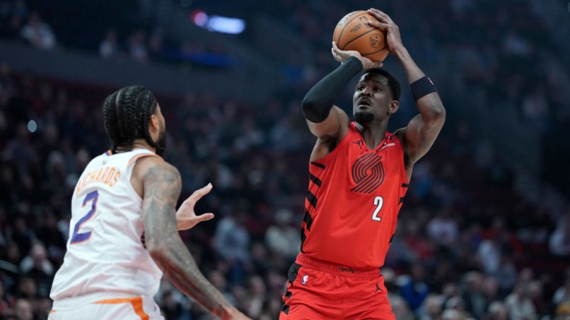 NBA Trade Rumors: Lakers Drop Suns Trade Talks After Signing