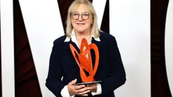 Travis Kelce Says Mom Donna Is Pressuring Him to Start