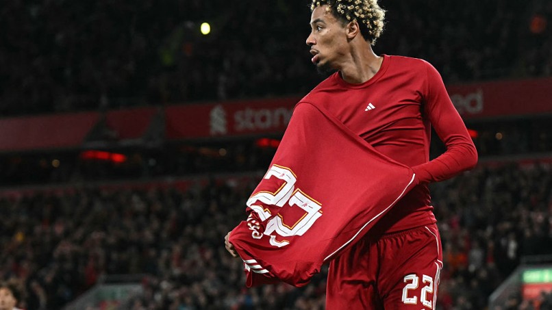 Liverpool’s Carabao Cup Win Overshadowed by Ekitike’s Red Card, Isak’s