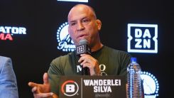Wanderlei Silva Breaks Nose After Brutal Knockout in Sao Paulo
