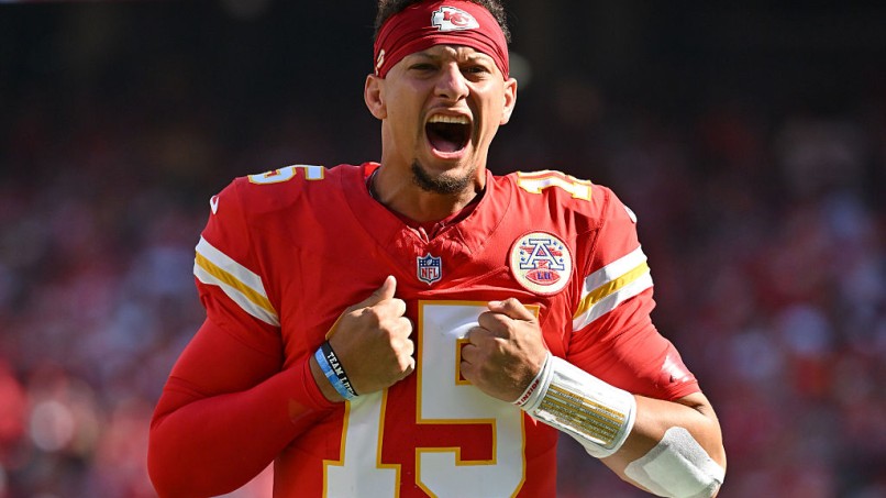 Patrick Mahomes Surpasses Aaron Rodgers as Fastest to 250 Career