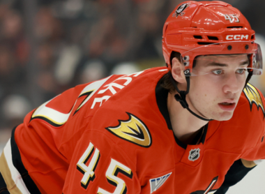 Ducks Shock Penguins With Last-Second Magic, But Beckett Sennecke Steals