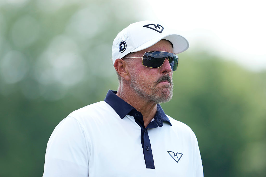 Phil Mickelson Reportedly Eliminated From Golf Club Following Allegation by Worker