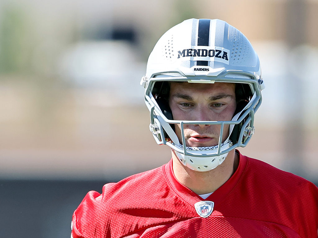 No. 1 Decide Fernando Mendoza and Raiders Stay Aside Over Bonus Construction