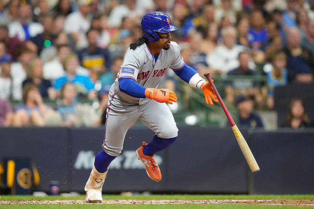 Mets President David Stearns Refuses to Rule Out Francisco Lindor Trade