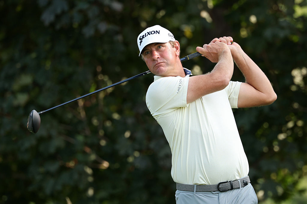 Lucas Glover Explains Why He Took Off His Shoes Throughout the 3M Open