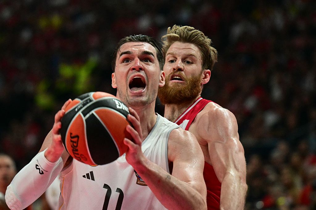 Former Knicks Ahead Mario Hezonja Returns to the NBA, Indicators One-Yr Deal With the Cleveland Cavaliers