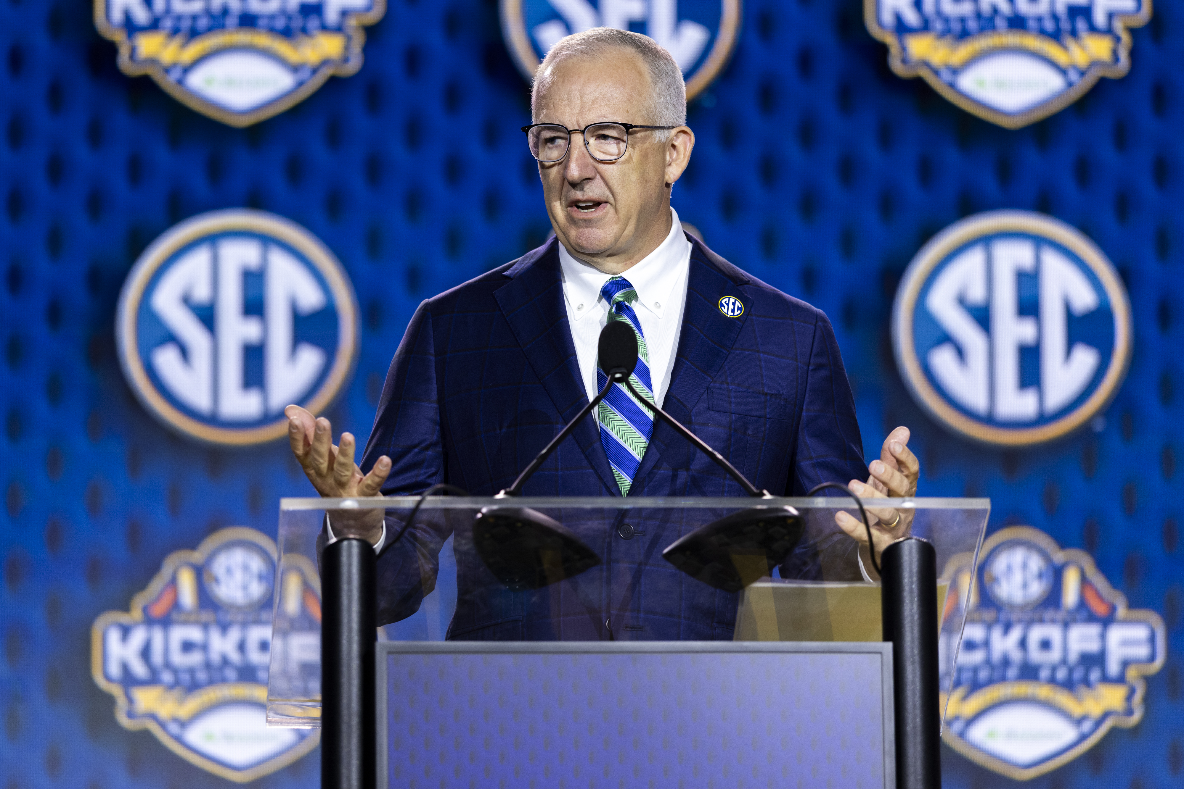 Texas Judge Blocks SEC’s Ban on Athletes Returning From Professional Leagues