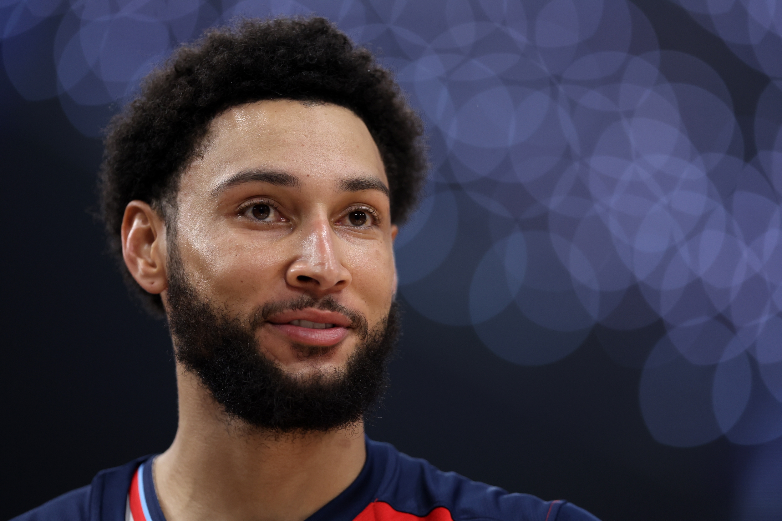 Ben Simmons Agrees to One-12 months Deal With Kings, Per Stories