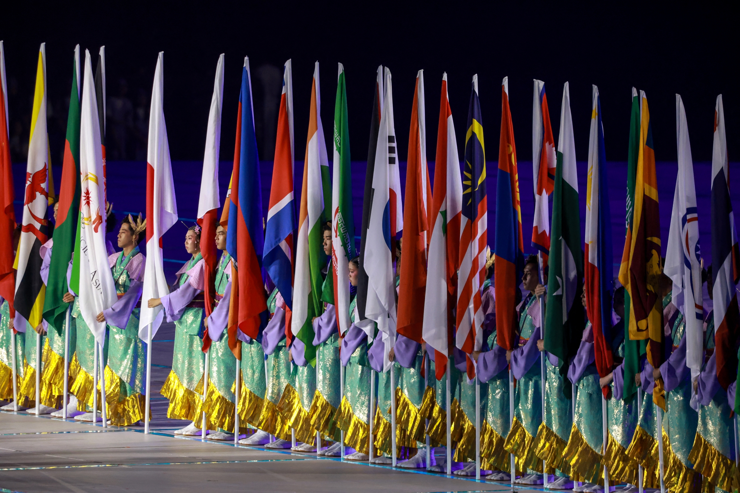 Asian Games Open in Nagoya as Swimming and Triathlon Headline Sunday’s First Golds