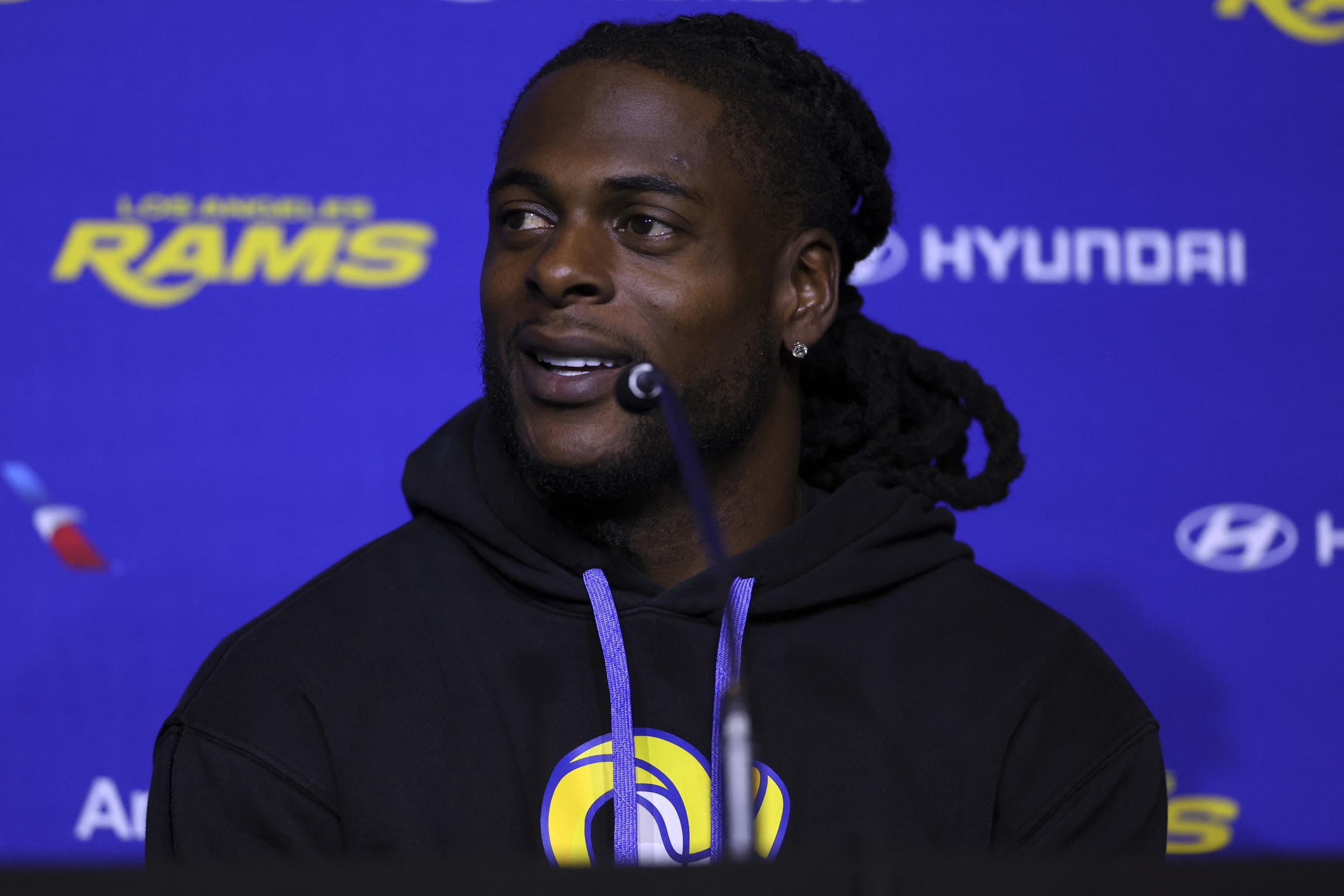 Davante Adams on Having fun with the Sport, Holding a Excessive Customary and Constructing Belief With Matthew Stafford