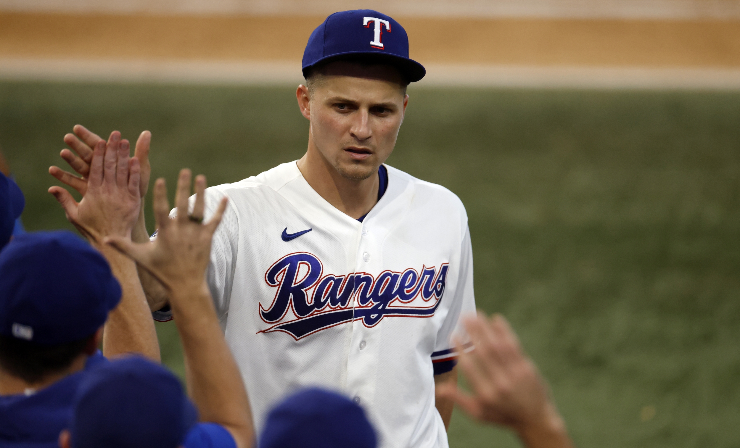 Astros and Rangers Tied Coming into Last Weekend, With Historical past on the Line