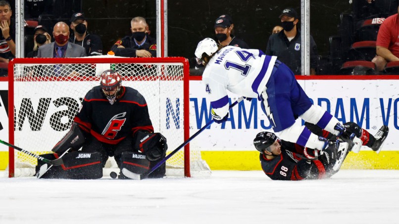 Tampa Bay Lightning vs Carolina Hurricanes - Game Five