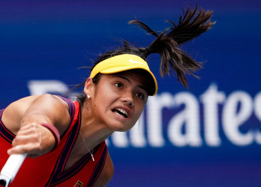 Raducanu, Bencic Forge US Open Quarterfinal; Djokovic Beats Brooksby, 3 Wins Away From History