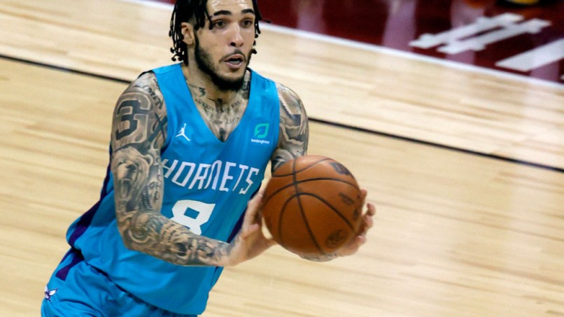 Charlotte Hornets Sign LiAngelo Ball to Contract; To Play for Greensboro Swarm in NBA G League