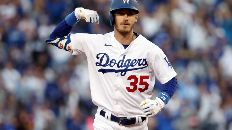 Astros, LA Dodgers Keep World Series Dreams Alive After Comeback Wins Over Red Sox, Braves