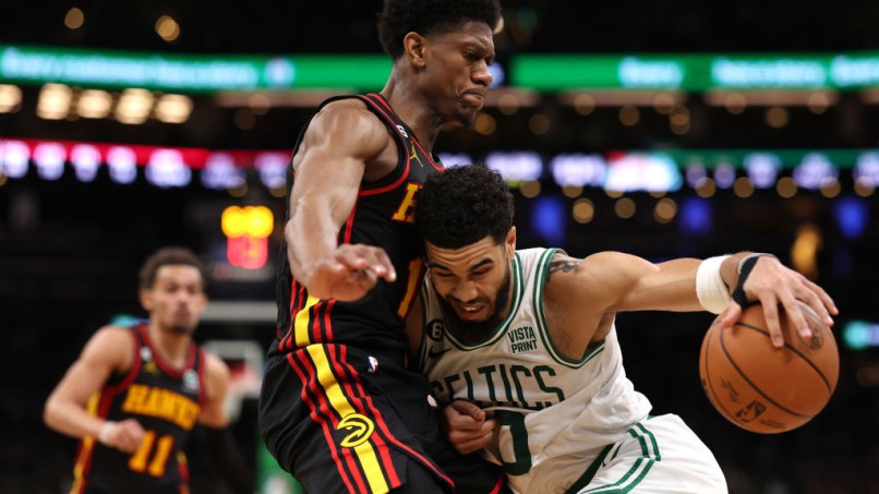 Boston Wins, Leads Atlanta 2-0