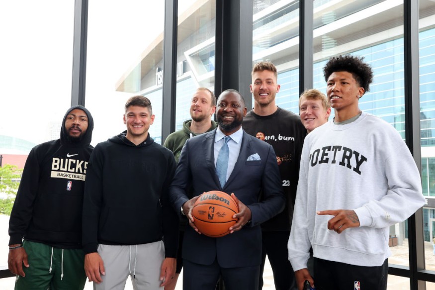 Milwaukee Bucks Introduce Adrian Griffin