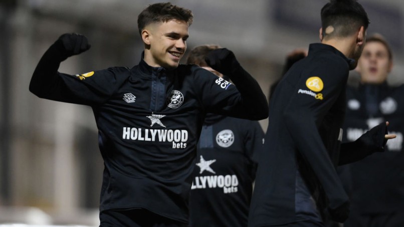 Romeo Beckham - Brentford B v Aston Villa U21 - Premier League Cup