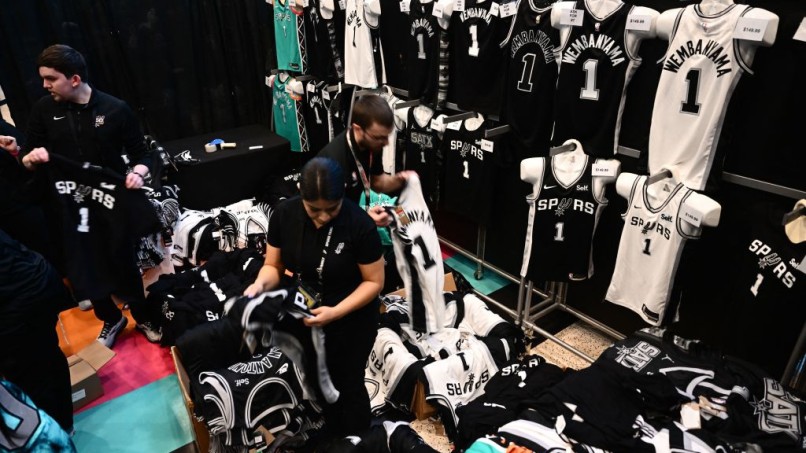 Victor Wembanyama - BASKET-NBA-DRAFT-WEMBANYAMA-FANS