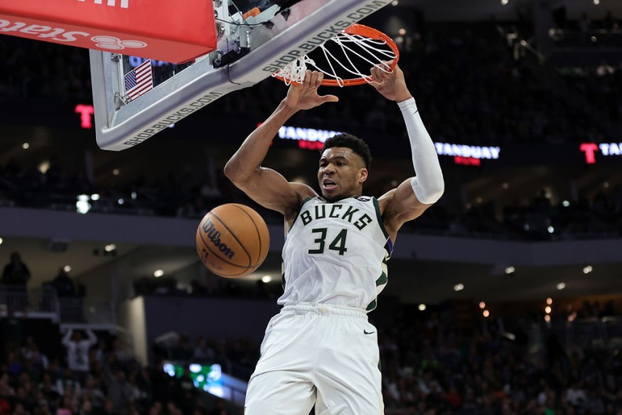 Giannis Antetokounmpo - Philadelphia 76ers v Milwaukee Bucks