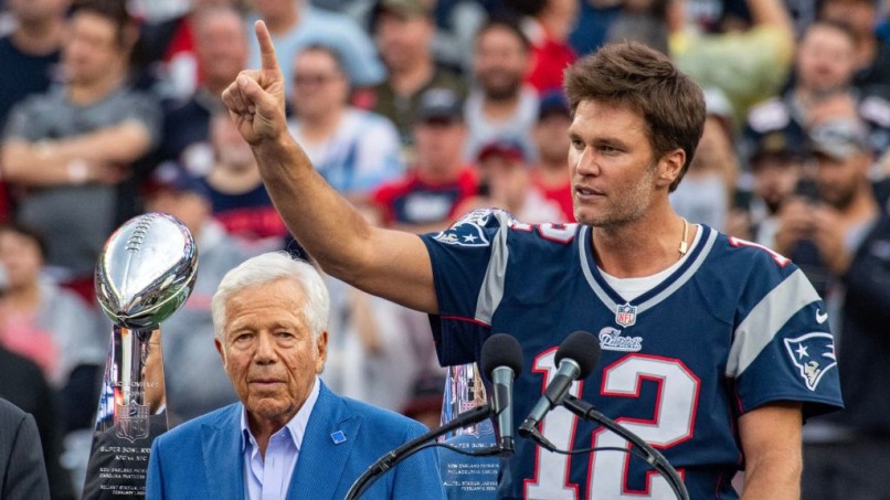 AMFOOT-NFL-EAGLES-PATRIOTS-BRADY