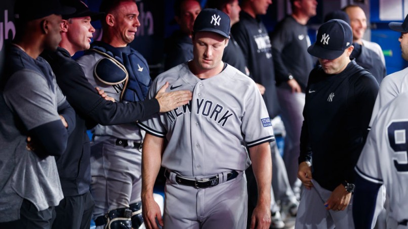 New York Yankees v Toronto Blue Jays