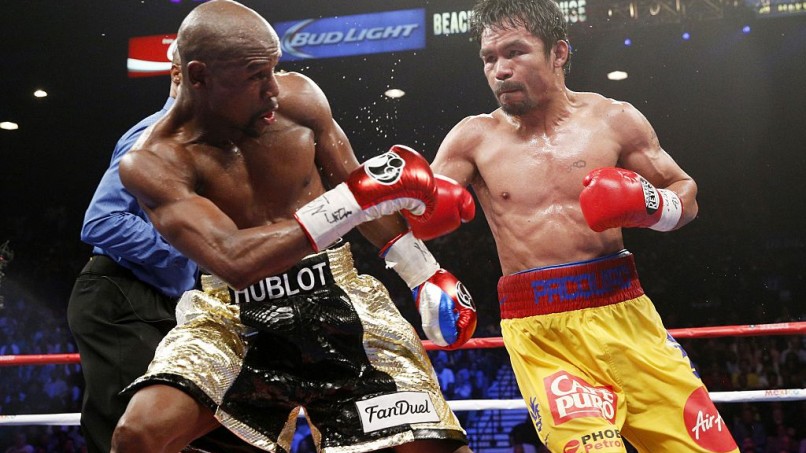 Floyd Mayweather Jr. and Manny Pacquiao in their 2015 boxing clash