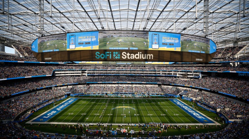 Miami Dolphins v Los Angeles Chargers