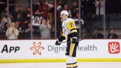 Pittsburgh Penguins v Arizona Coyotes