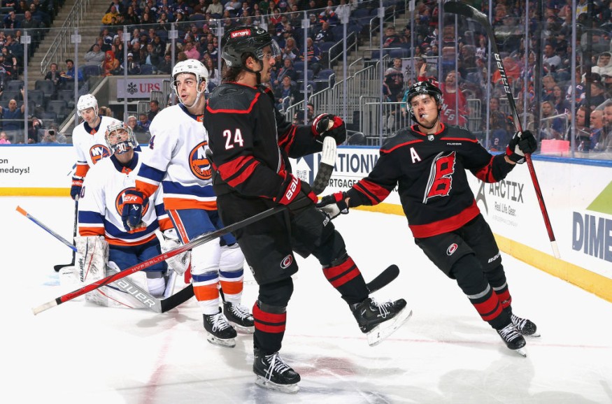 Carolina Hurricanes v New York Islanders
